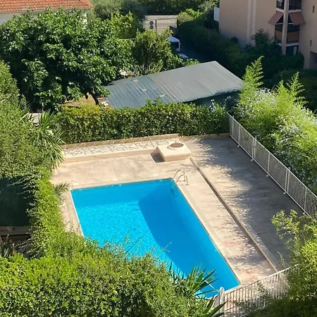 Lumineux T2 Blue Beach Avec Piscine Daire *